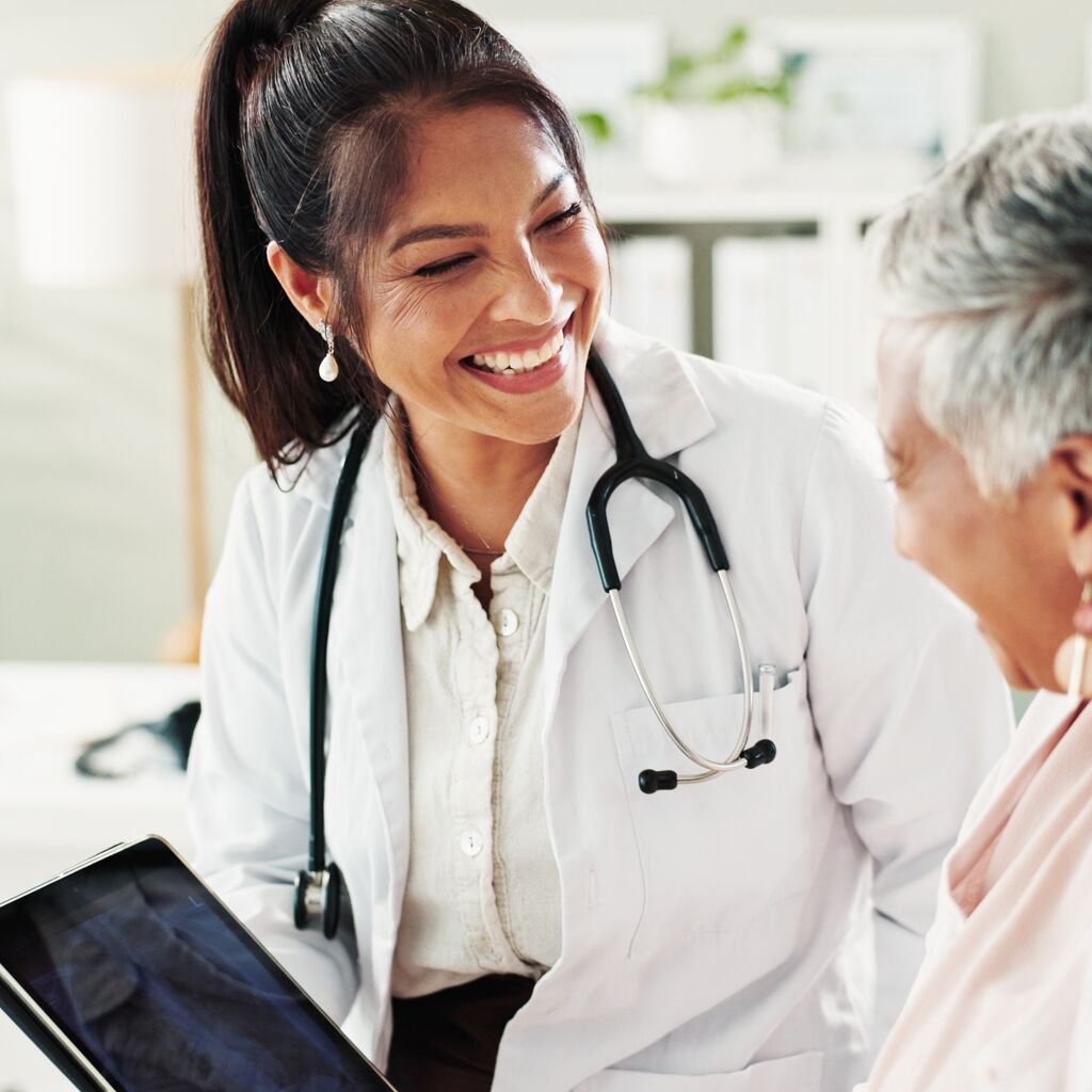 Lunettes et correction de la cataracte : quelle solution pour une vision optimale ?