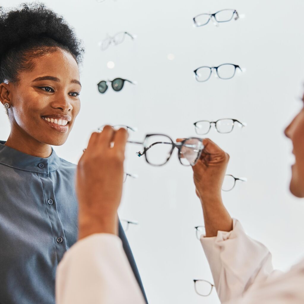 Comment mettre de nouveaux verres sur une ancienne monture ?