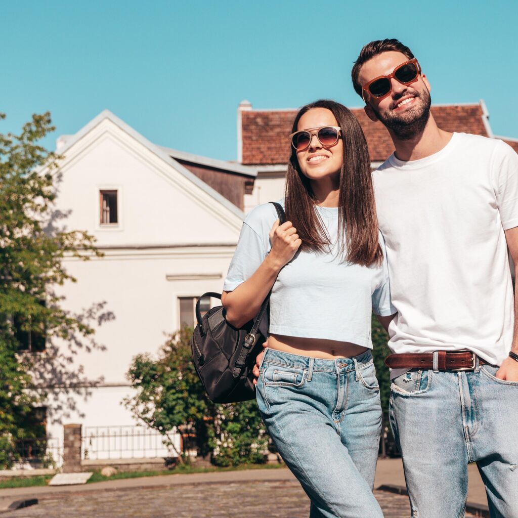 Coiffure et lunettes : comment allier avec style coupe de cheveux et monture ?