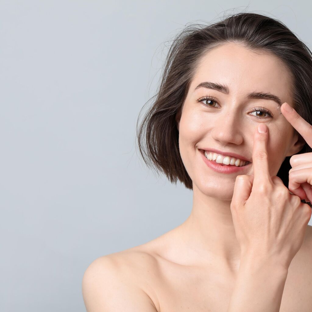 5 astuces ultra-efficaces pour mettre vos lentilles de contact