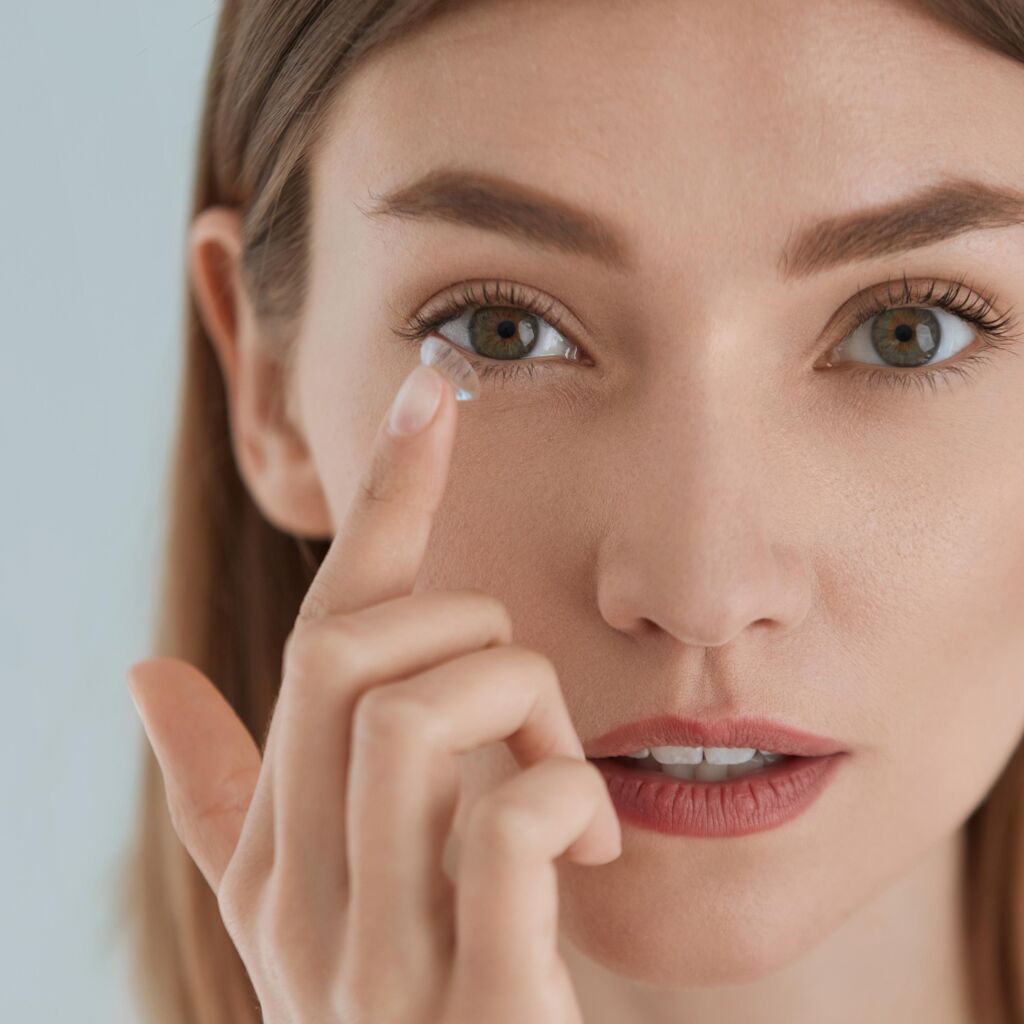 Allergies, œil rouge, démangeaisons avec les lentilles