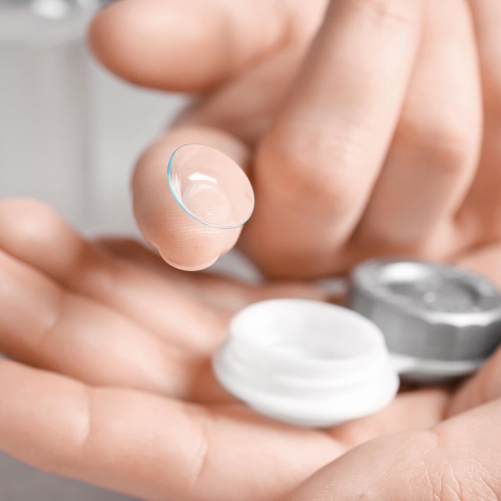 Quels sont les effets secondaires à porter des lentilles de contact ?