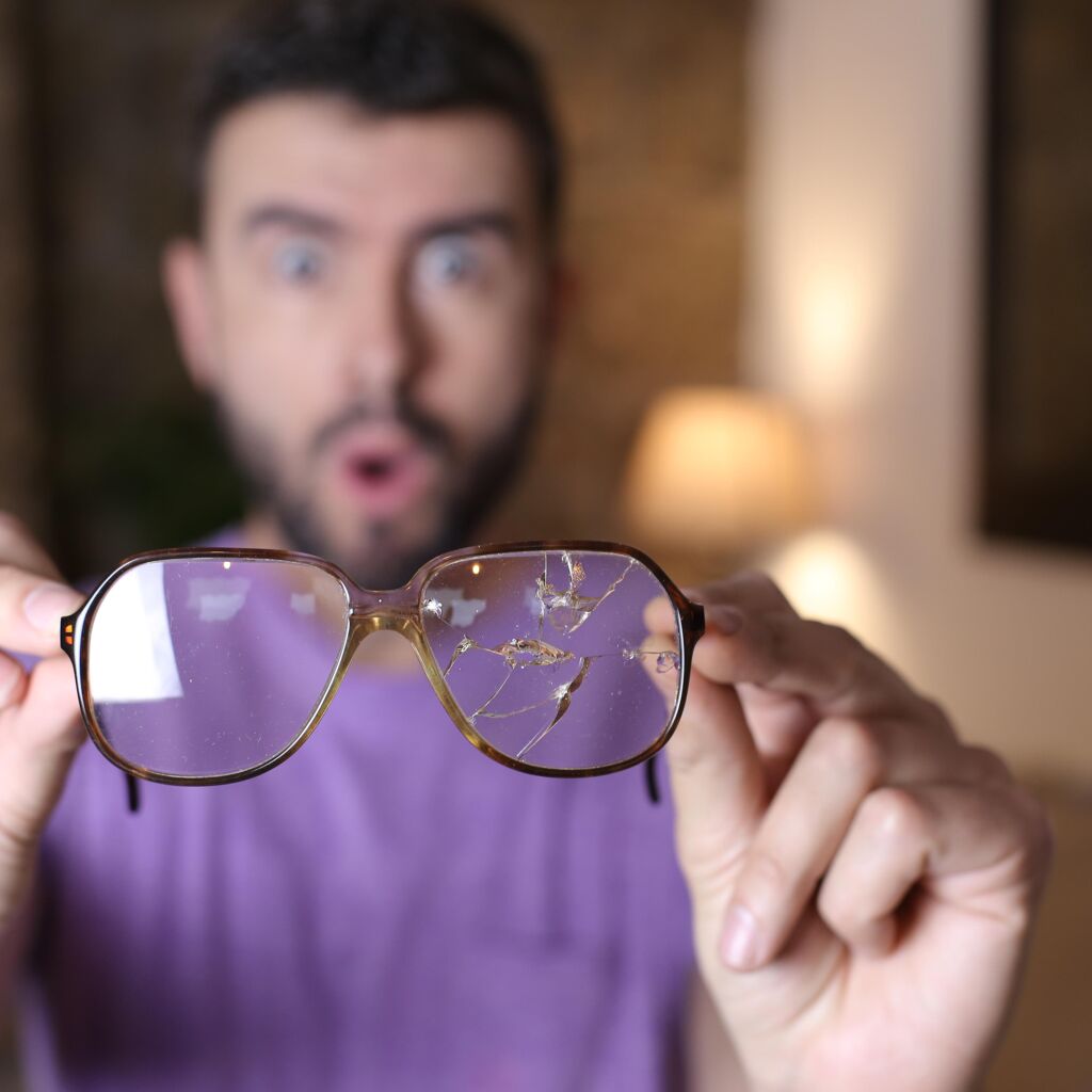 Lunettes : que faire en cas de problème de lunette cassée ?