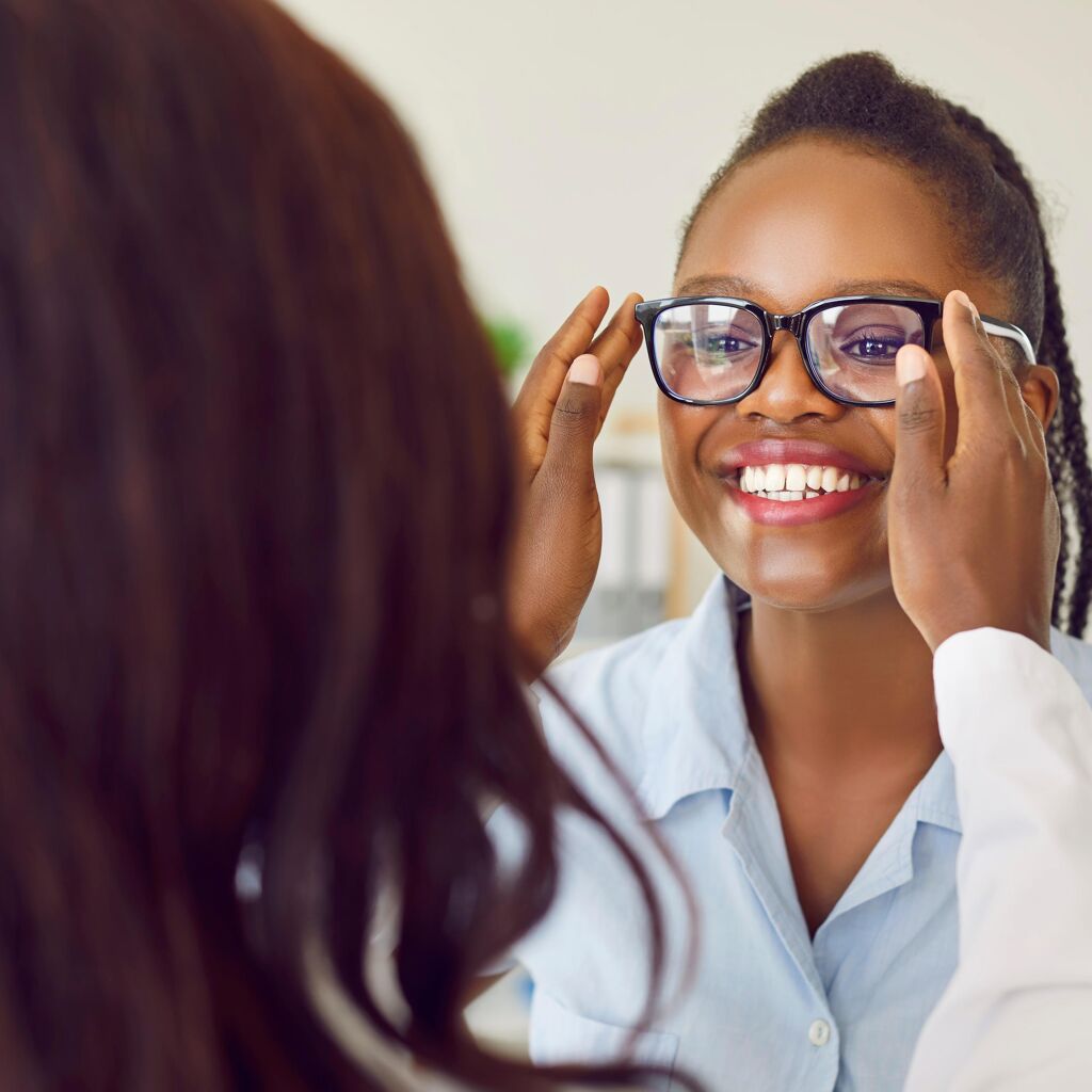 Pourquoi nettoyer ses lunettes de vue à l’ultrason ?
