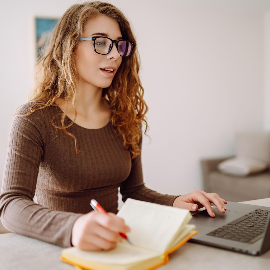 Les différentes lunettes de repos pour soulager vos yeux