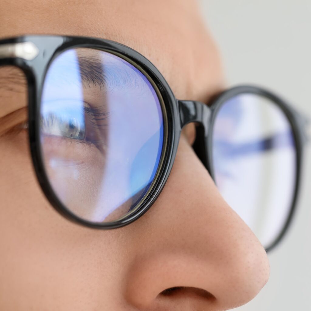 Comment l'atropine peut aider à contrôler la myopie ?