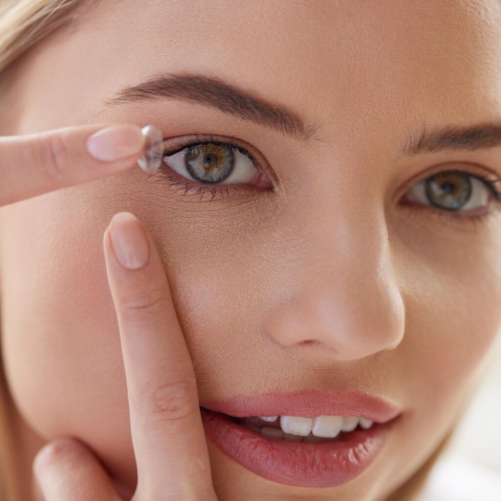 Comment lire une boîte de lentilles de contact ?